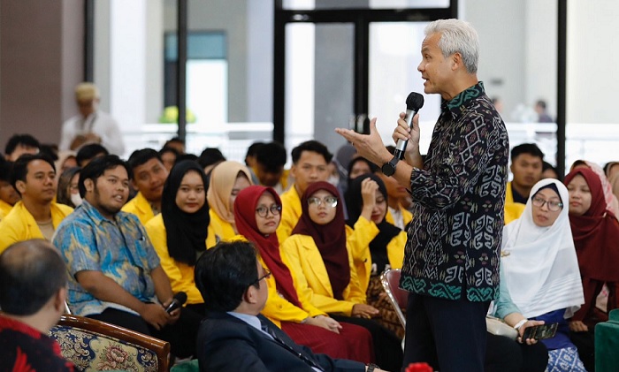 Gubernur Mengajar di UPS Tegal, Ganjar Beberkan Tantangan Masa Depan Mahasiswa