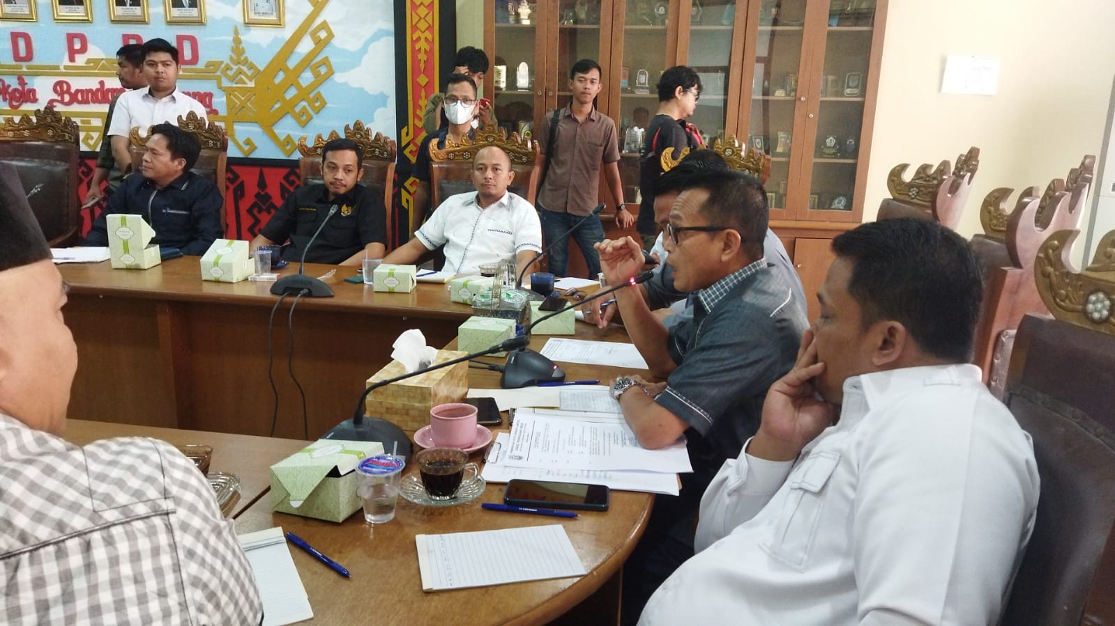 DPRD BL Gercep, RDP Terkait Dugaan Randis Pasang Bendera Nasdem
