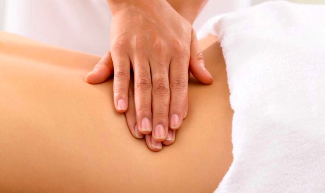 Ini Referensi Bahan Dasar Minyak Esensial yang Baik untuk Pijat Kesehatan