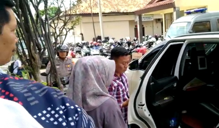 Istri Bupati Lamsel Dikonfrontir Aliran Setoran Proyek Rp135 Juta