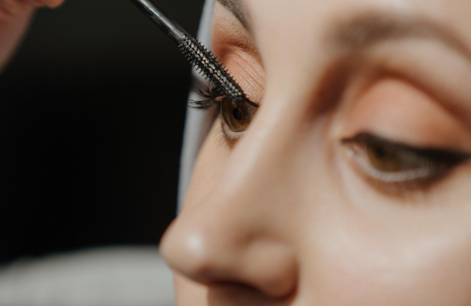 Ubah Tampilan Wajah dengan Bulu Mata Palsu, Ketahui Dulu Jenis-jenisnya 
