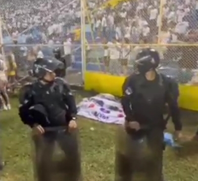 Mirip Tragedi Kanjuruhan, Kerusuhan Stadion di El Savador Makan Korban, 12 Suporter Tewas 