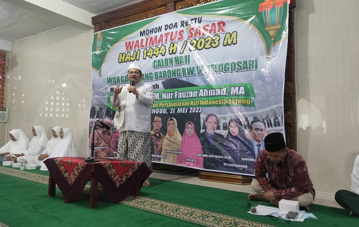 Ustaz Nur Fauzan Ingatkan Jemaah untuk Menata Niat Sebelum Berhaji