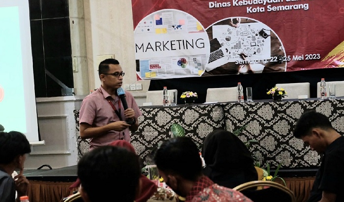 Gus Wahid United Berbagi Kiat Bermedsos: Pahami Gaya Bahasa dan Etika Sebelum Posting