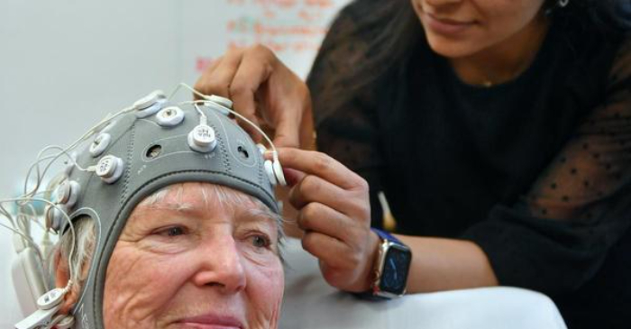 Ajaib, 12 Tahun Alami Kebutaan, Wanita Ini Tiba-tiba Bisa Melihat Kembali Usai Jalani Terapi Nyeri Punggung