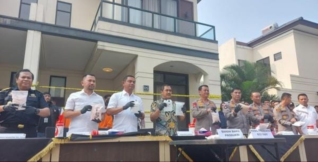 Pabrik Ekstasi di Kabupaten Tangerang Digerebek, Alat Produksi dan Bahan Mentahnya Diamankan 