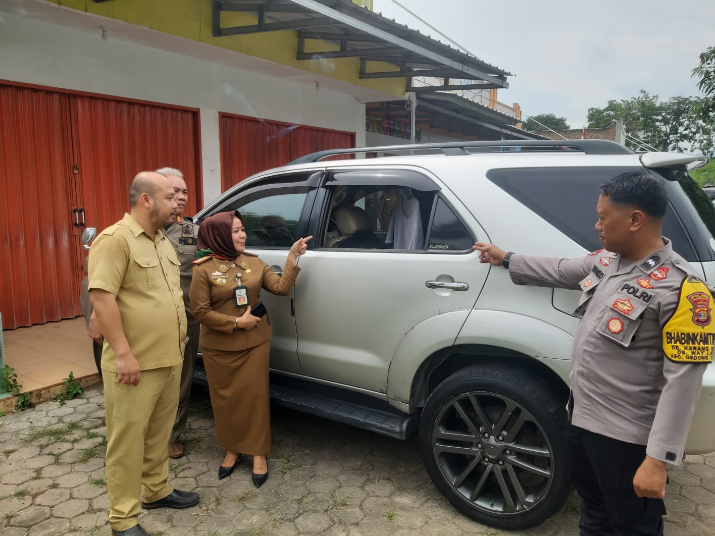 Pejabat Pesawaran Korban Pencurian Pecah Kaca Mobil