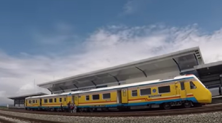 KA Trans Sulawesi.jpg