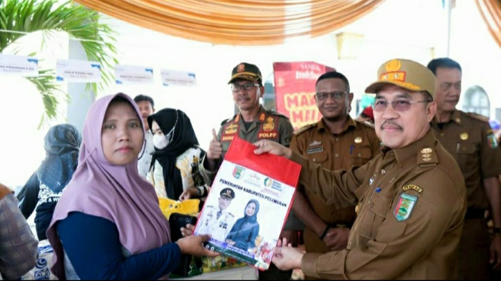 Kurangi Inflasi, Pemkab Peswaran Gandeng Badan Pangan Nasional