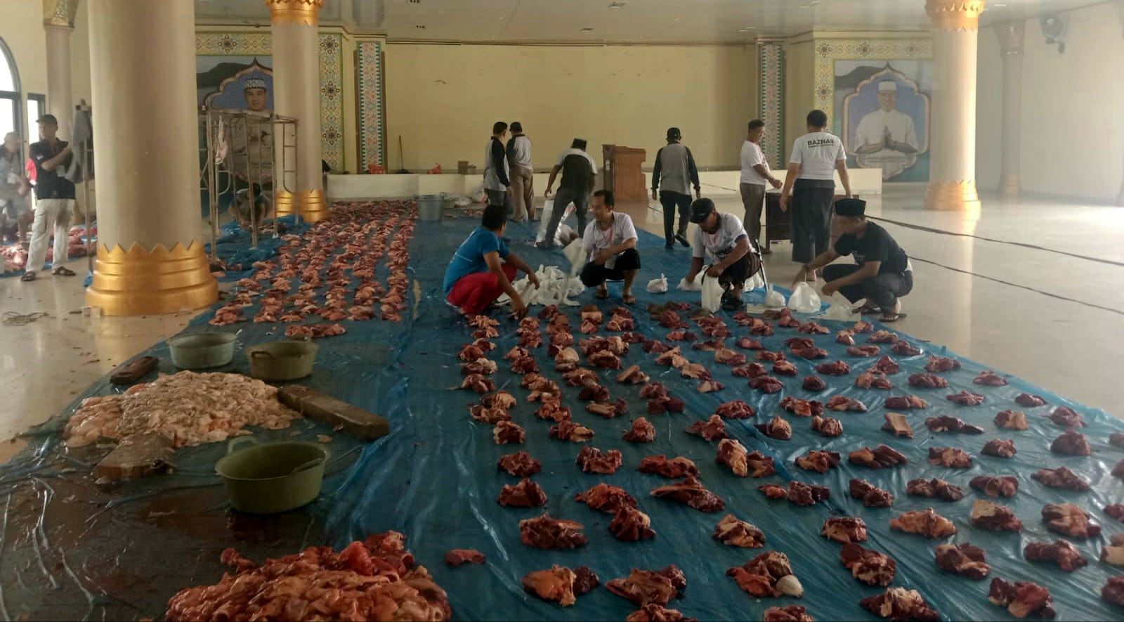 Data sementara, Pesawaran Kurban 194 Sapi dan 809 Kambing