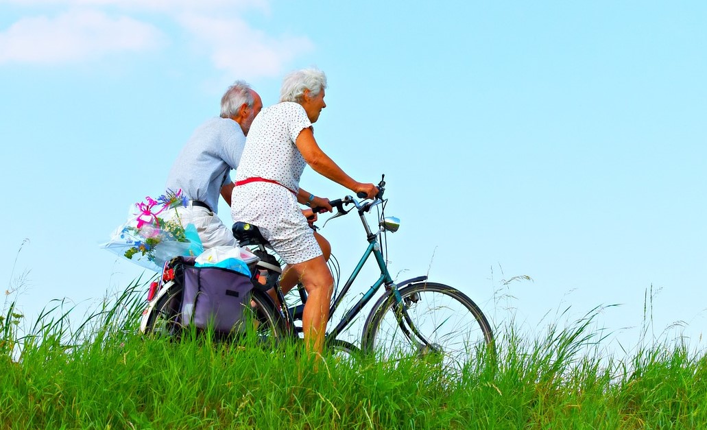 Jangan Asal Gerak, Berikut 5 Jenis Olahraga yang Disarankan untuk Para Lansia