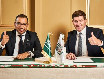 Resmi, Legenda Liverpool Steven Gerrard Latih Klub Arab Saudi 