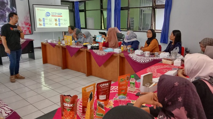 Dukung Pengembangan UMKM, Pemkab Purbalingga Galakkan Buah Tangan Lokal