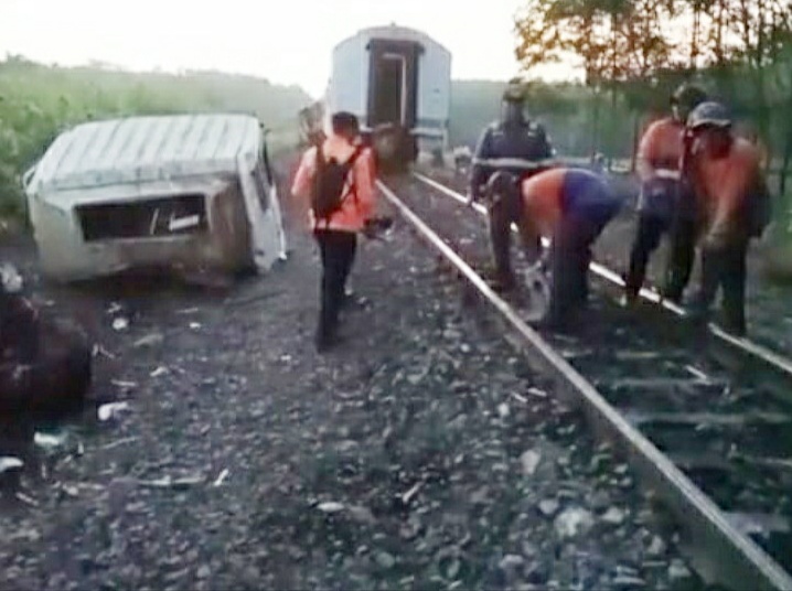 Jalur Kereta Api Sudah Normal, KAI Evakuasi Lokomotif dan Truk Temperan