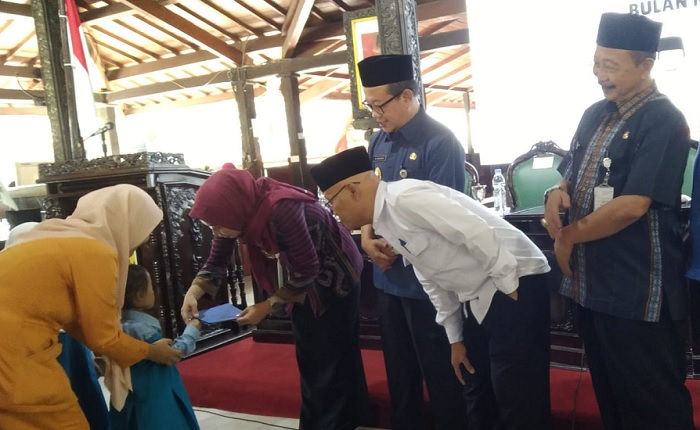 Bulan Muharam 1445 H, Baznas Demak Santuni 4. 319 Yatim