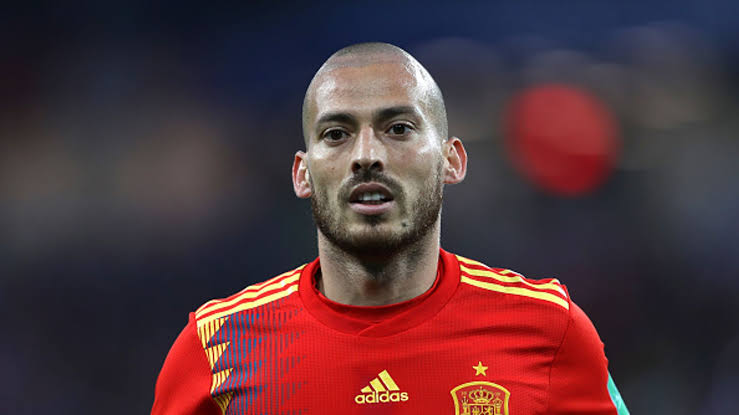 David Silva Resmi Gantung Sepatu di Usia 37 Tahun Akibat Cidera Lutut