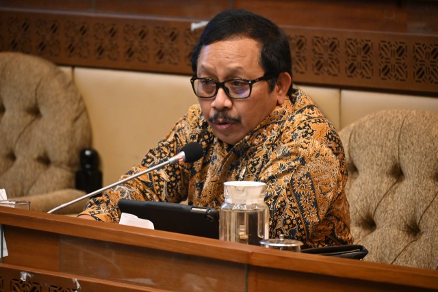 Pencerahan, Titik Temu Hak Warga atau BUMN 329 Ha Lahan Wayberulu