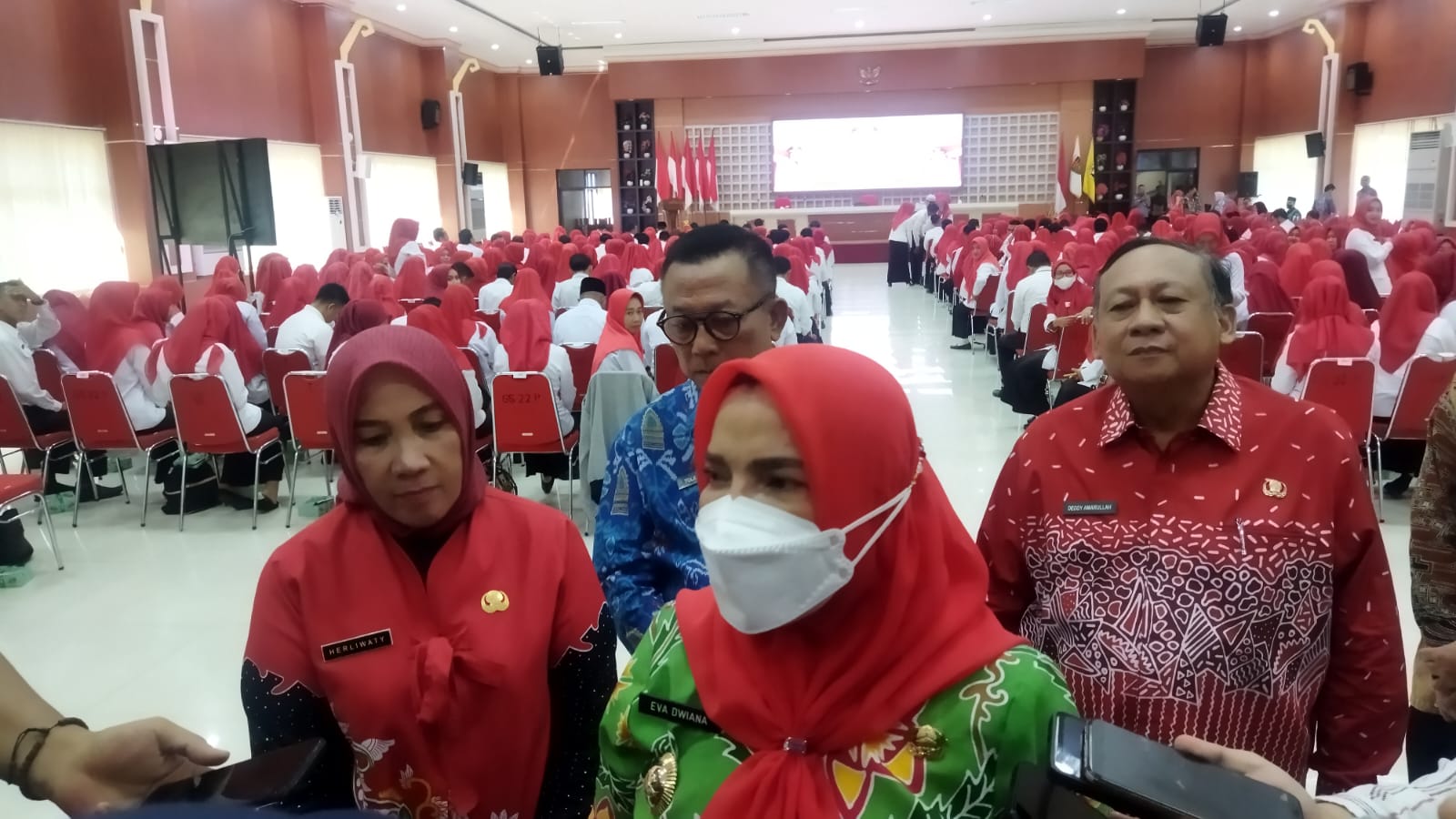 Wali Kota Eva Serahkan Pengangkatan 304 PPPK