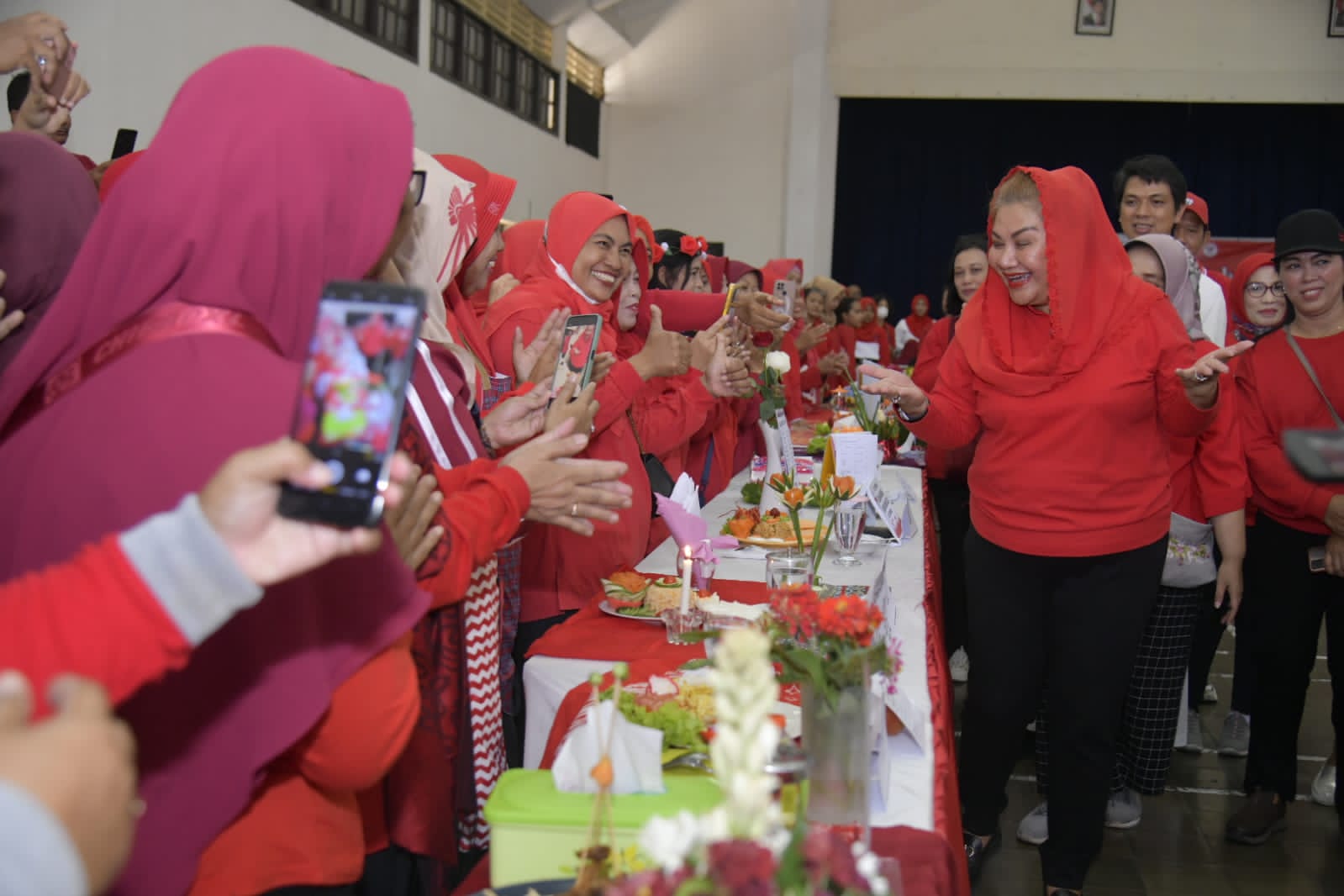 Demi Lomba Memasak Nasi Goreng, Suami Rela Bangun Pukul Tiga Pagi