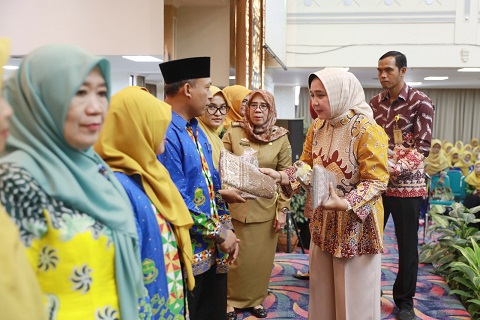 Bunda PAUD Riana Sari Arinal Buka Workshop Kurikulum Merdeka