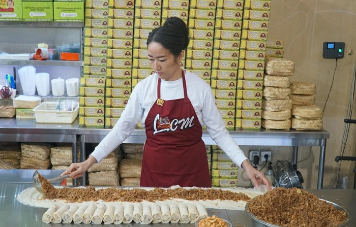 Sambut HUT RI ke-78, Lunpia Cik Meme Gelar Promo Beli Satu Gratis Satu