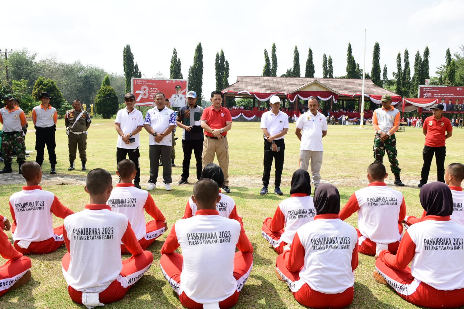 Pj Bupati Tubaba Tinjau Langsung Latihan Calon Paskibraka