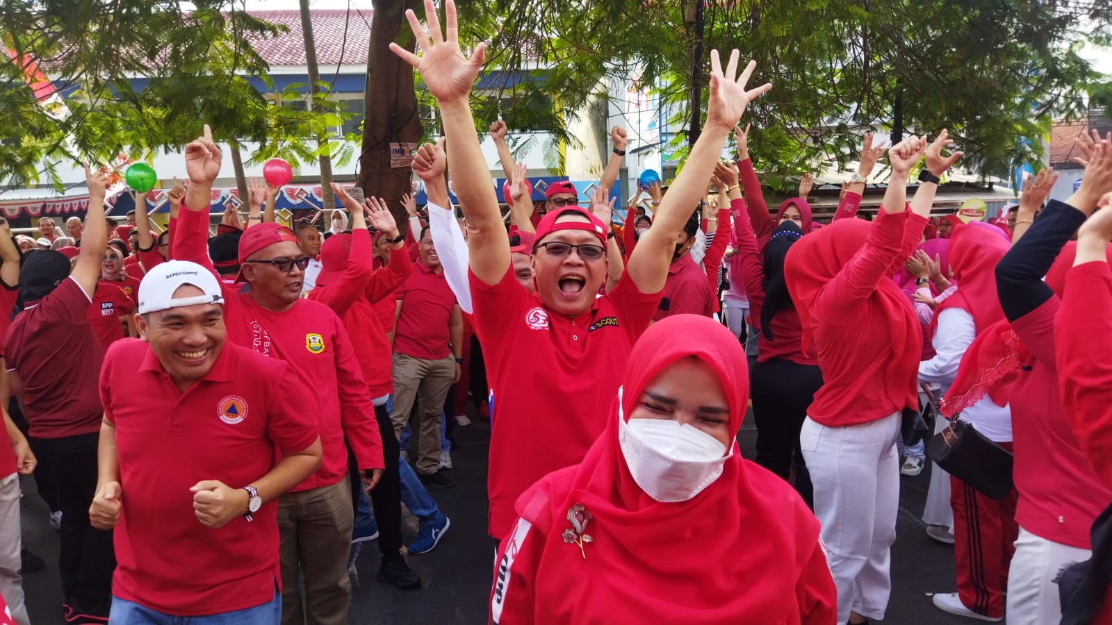 Wali Kota Eva Dwiana Ingatkan Warga Waspada Kebakaran Musim Panas Ini