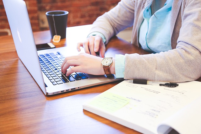 Pemilik Laptop Wajib Tahu, Berikut Tips Serta Cara Merawat Laptop Agar Tetap Awet dan Performa Optimal