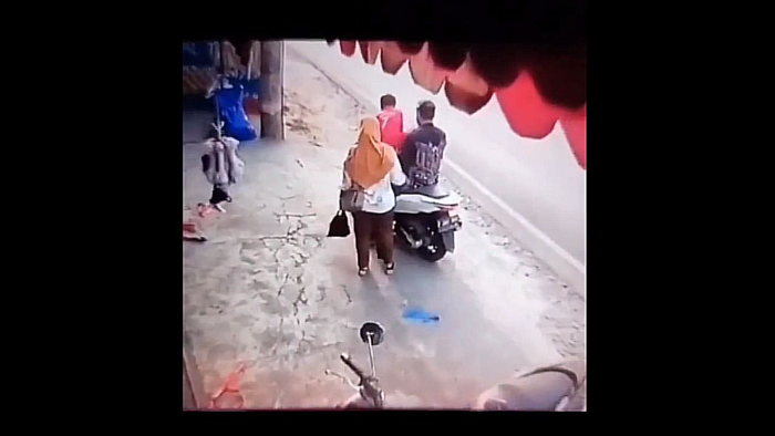 Rekaman CCTV kecelakaan di Sukabumi.