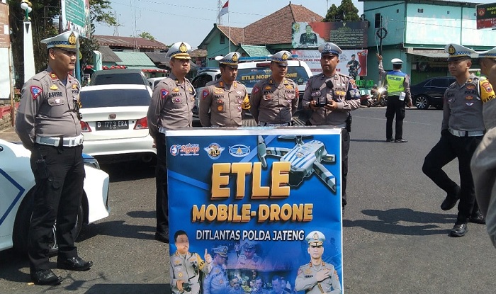 Ditlantas Polda Jateng dan Satlantas Polres Demak Uji Coba Tilang Elektronik Berbasis Drone