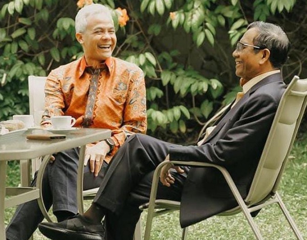 Postingan Ganjar Mahfud Ngopi Bareng Bikin Heboh,  Warganet:  Cocok Berpasangan di Pilpres