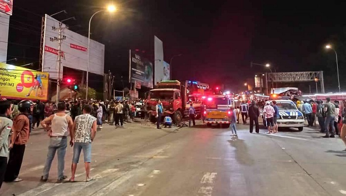 Tiga Orang Tewas dalam Kecelakaan Mengerikan di Exit Tol Bawen