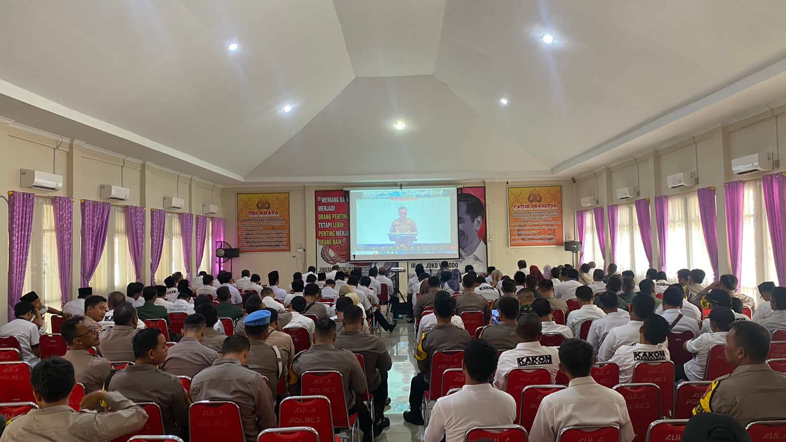 Polres Tanggamus Ikut Pembekalan Pemilu 2024 Secara Offline dan Online