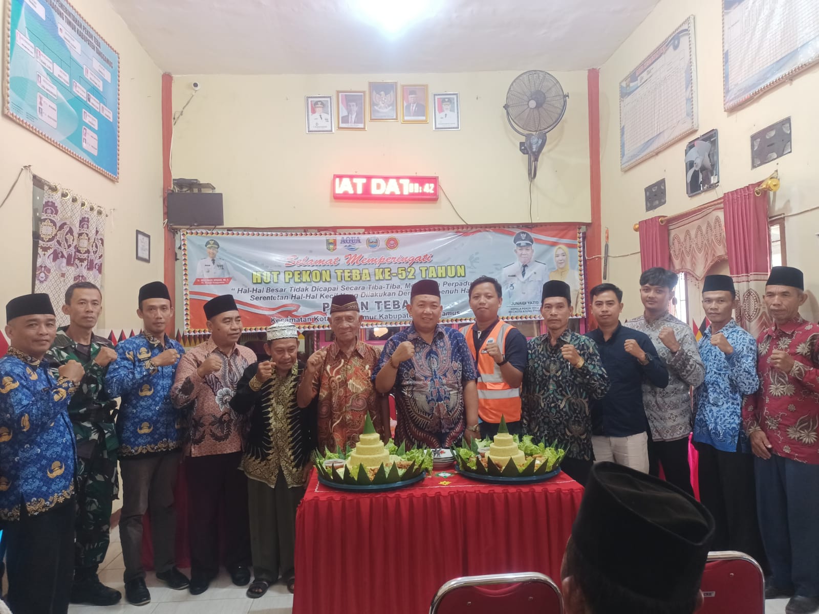 HUT ke-52 Pekon Teba, Potong Tumpeng, Zikir, dan Doa