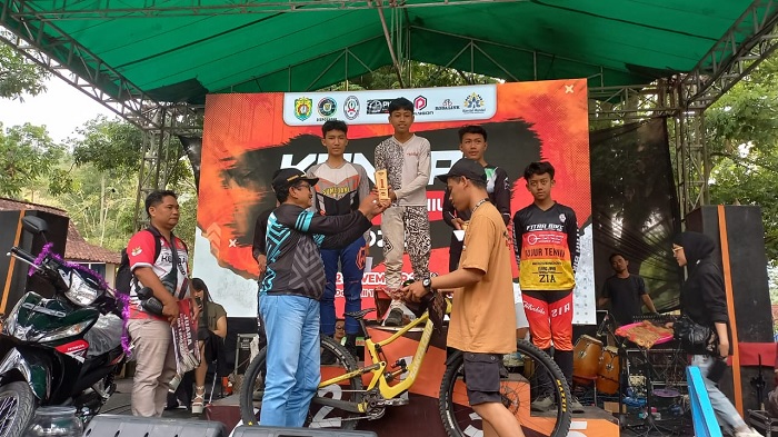 ISSI Kendal Sukses Gelar Event Kendal Fun Downhill dan Enduro