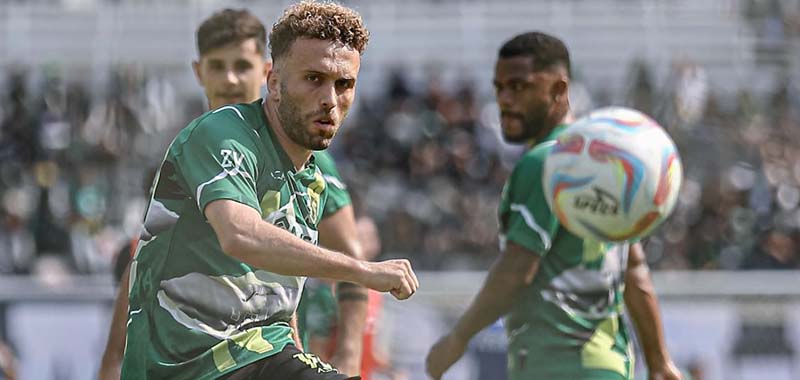 Bursa Transfer Persik Kediri, Ze Valente Disebut Masuk ke Skuad Macan Putih, Siapa yang Bakal Disingkirkan