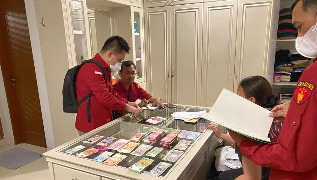 Kejagung Periksa 2 Saksi Kasus Bakti Kominfo dalam Perkara TPK dan TPPU Achsanul Qosasi