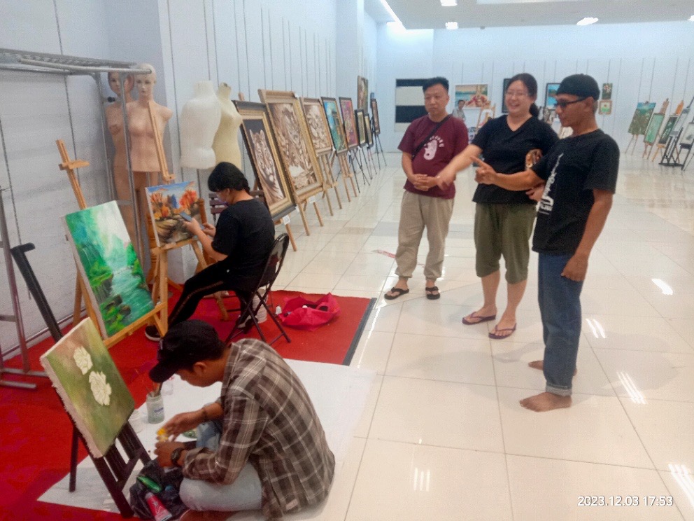 Pameran Lukisan Art Vaganza di Ramayana, Ada Gairah dan Optimisme