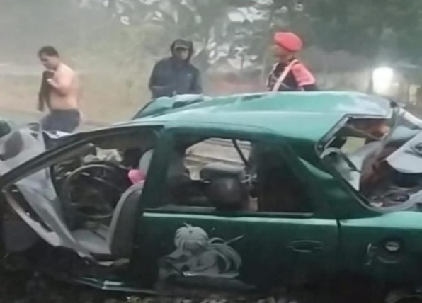 Tiga Tewas Akibat Mobilnya Terseret KA Kuala Stabas di Lampura