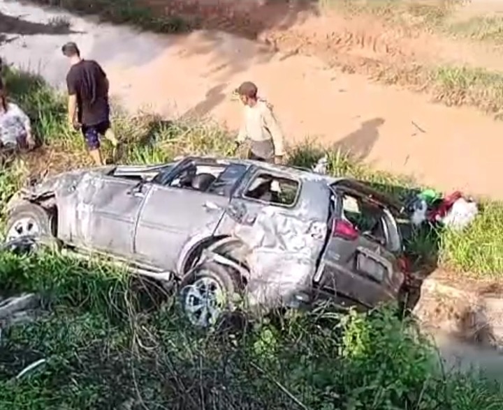 Tiga Warga Balam Korban Pajero Nyungsep di Siring Tol Lamteng