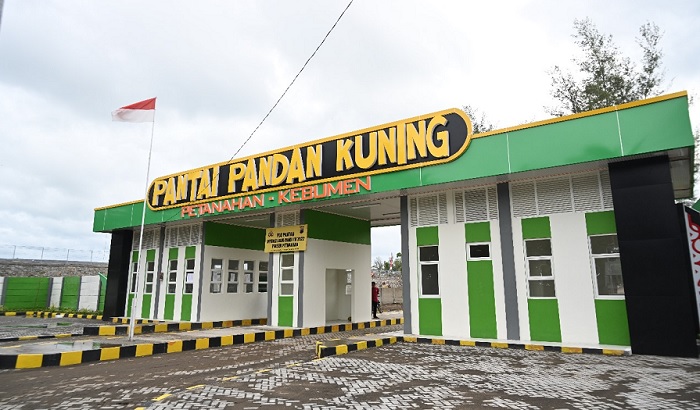 Wisatawan Gratis Masuk Pantai Pandan Kuning dan Suwuk Per 31 Desember -  1 Januari 2024