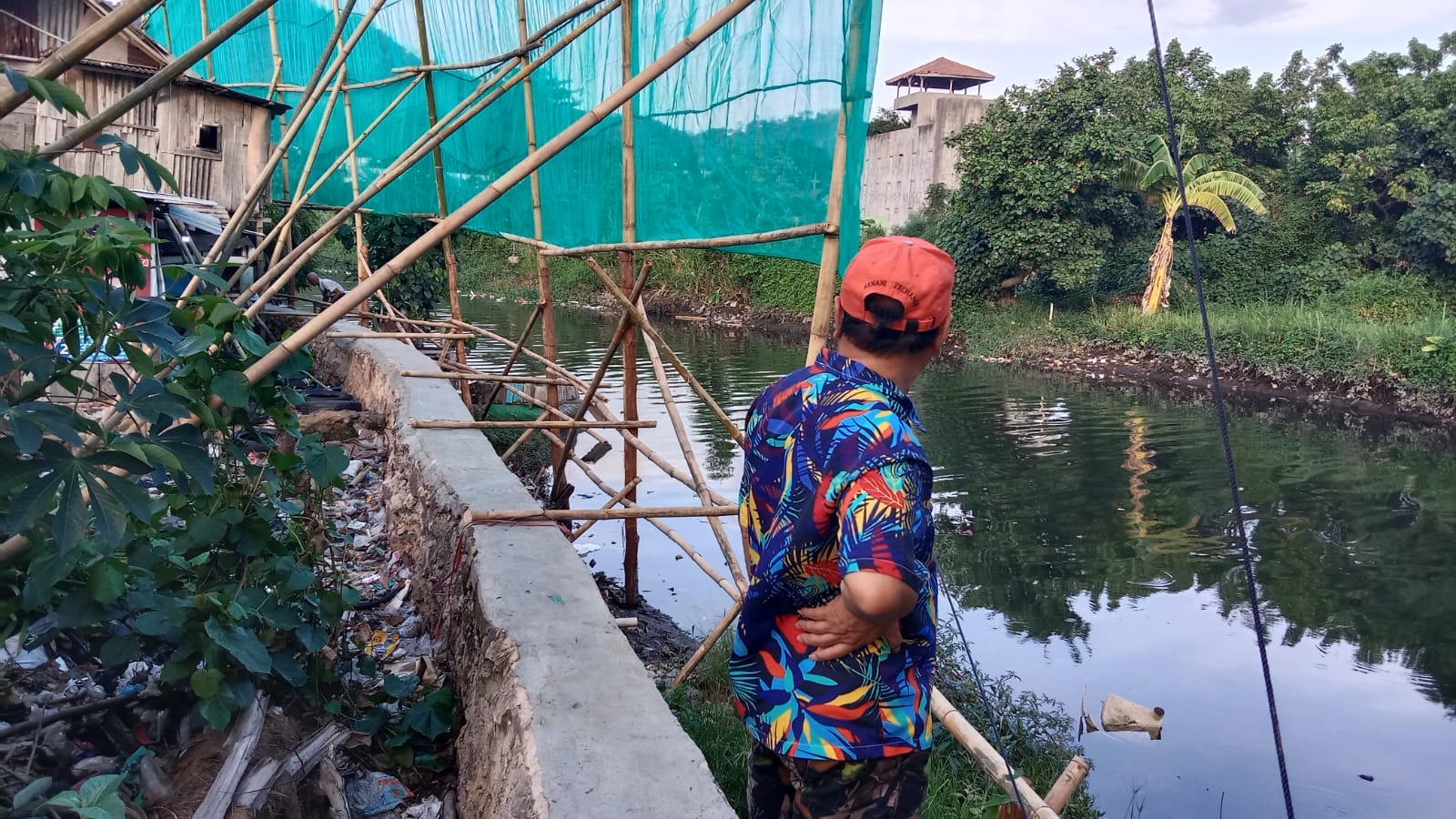 Kesan Tak Berniat Pindah, Perusahaan Stockpile Antisipasi Tipis-Tipis