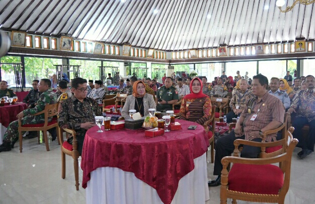Kenal Pamit Ketua PN Klaten, Ini Harapan Bupati Klaten