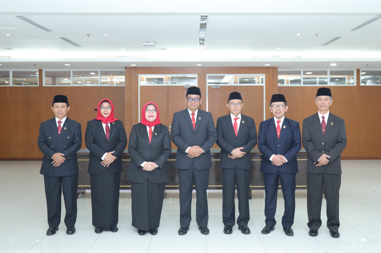 PLT Sekretaris MA Lantik 6 Hakim Tinggi Pengawas