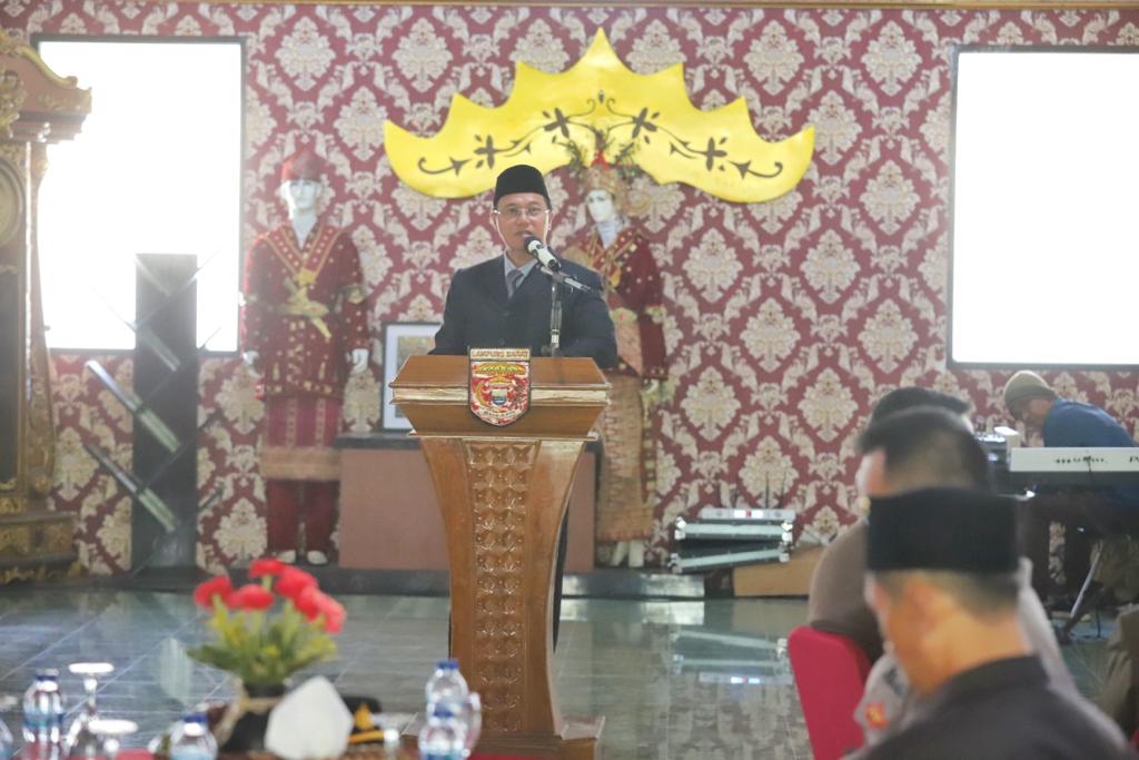 Adi Utama Resmi Dilantik Nukman Sebagai Pj. Sekda Lampung Barat.