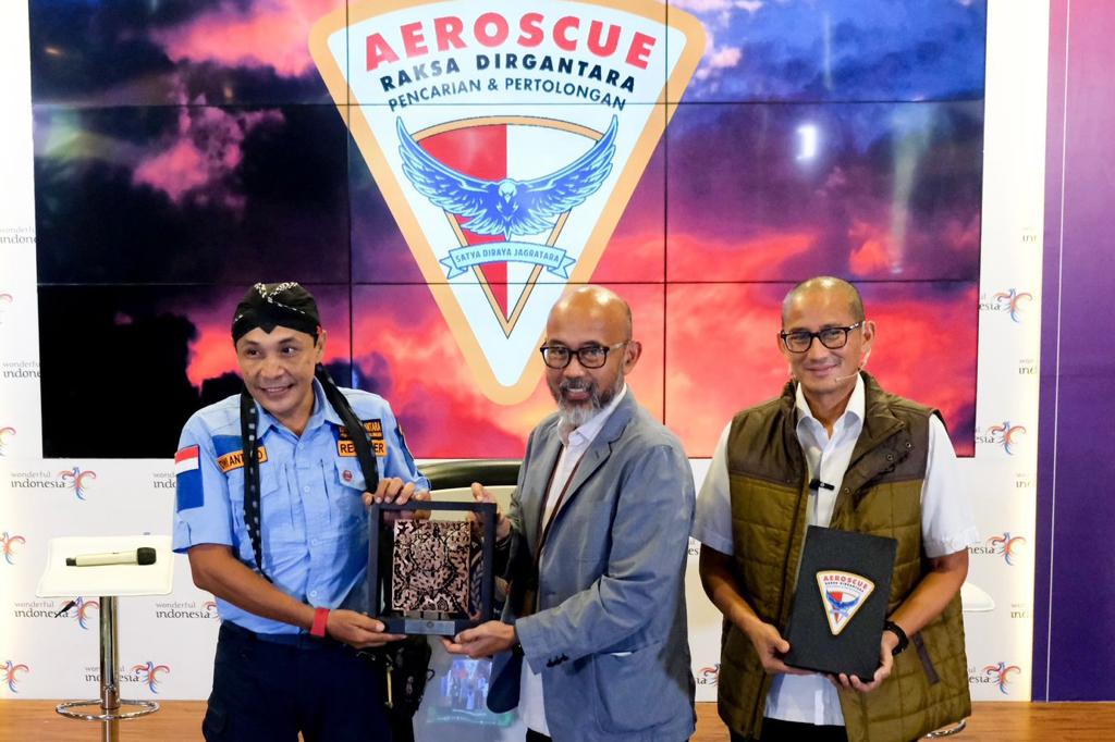 Kemenparekraf Dukung Peresmian Komunitas Relawan Aeroscue Raksa Dirgantara