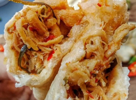Cara Membuat Cireng Isi Ayam Suwir yang Gurih dan Pedas