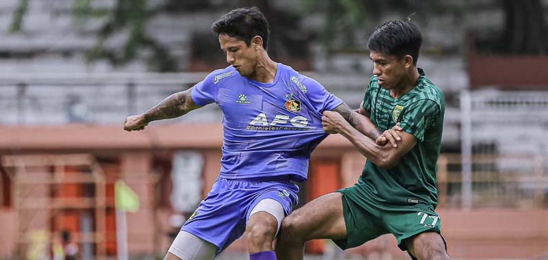 Persik Anggap Laga Uji Coba Lawan Persebaya Sebagai Latihan Bersama Pemain Persik Kelelahan, Kalah 0-2