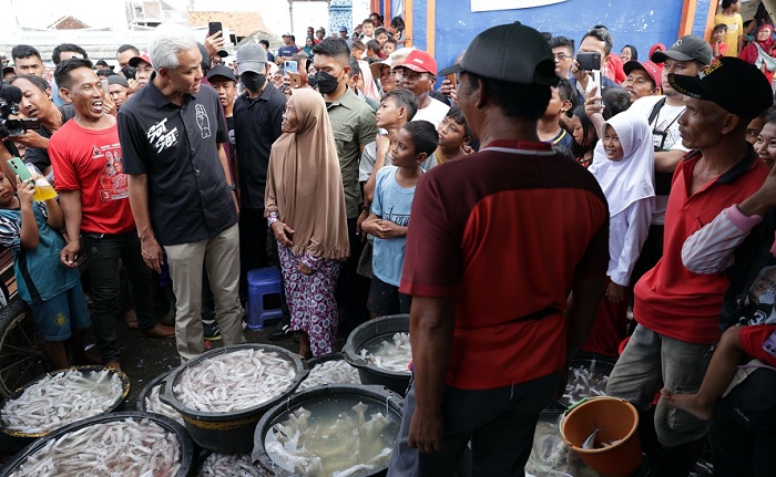 Ribuan Nelayan Kendal Antusias Sambut Ganjar, Sebut Paling Layak Jadi Presiden