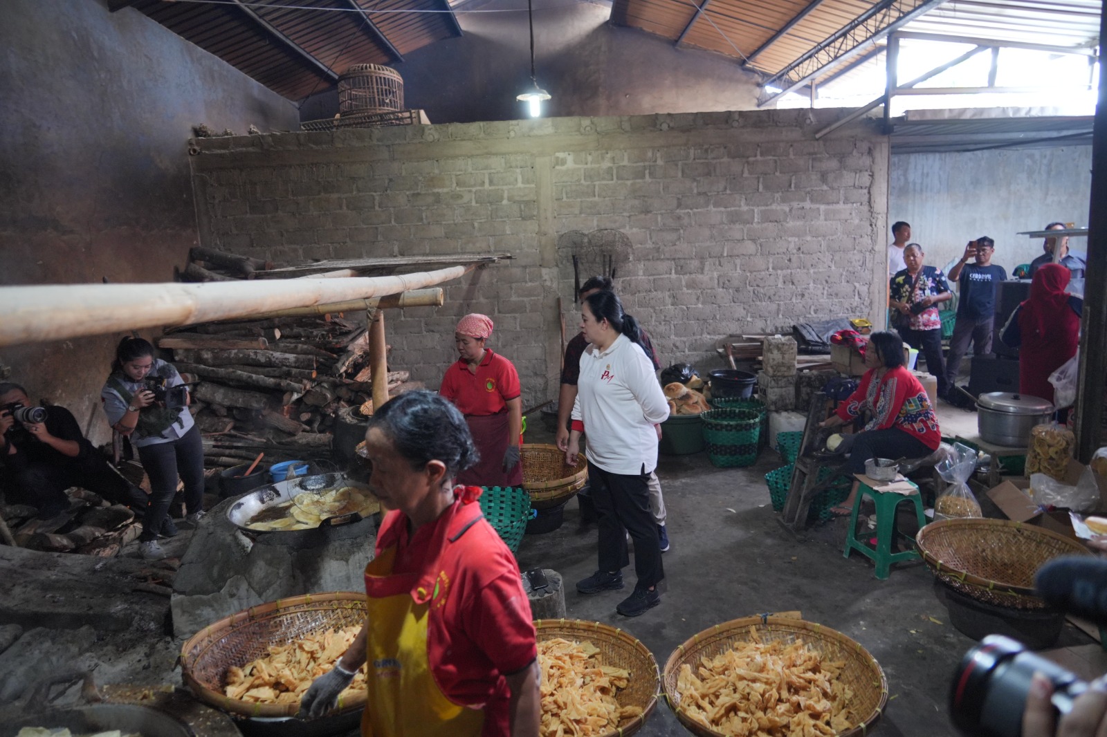 Sentra Gerabah Bayat jadi Perhatian Peneliti Dunia, Puan Maharani Minta Warisan Budaya Dipertahankan